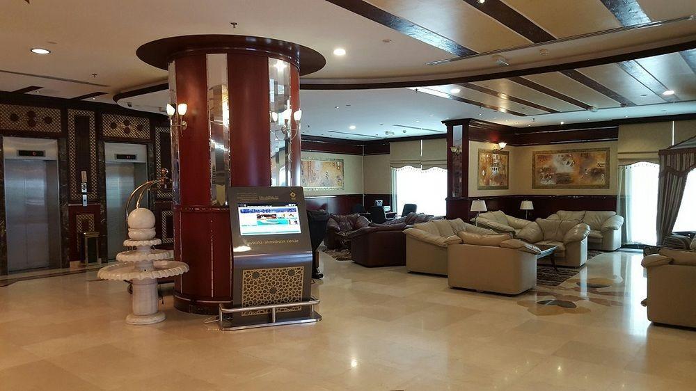 Al Bustan Tower Hotel Suites Sharjah Ngoại thất bức ảnh