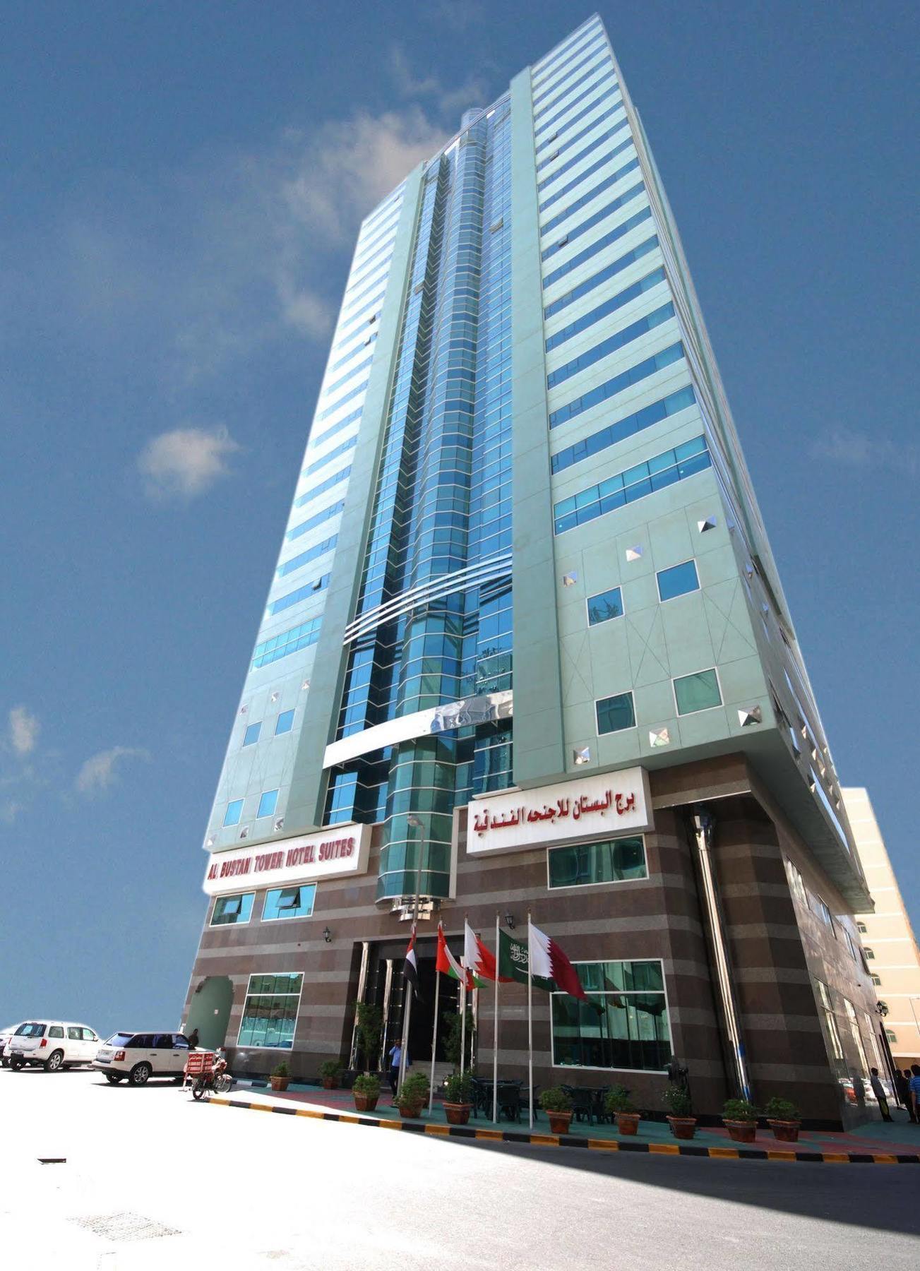 Al Bustan Tower Hotel Suites Sharjah Ngoại thất bức ảnh